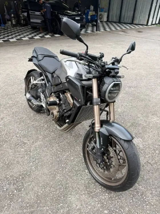 Honda CB650R: общий вид