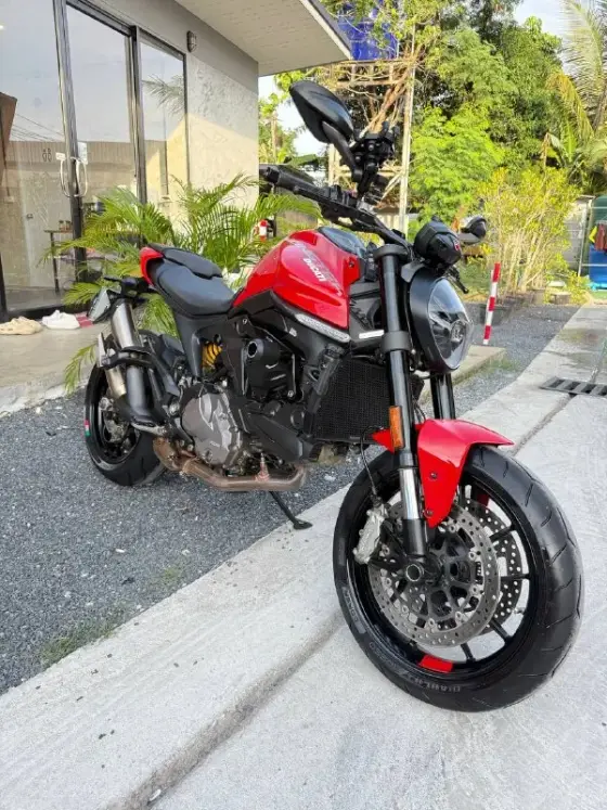 Ducati Monster 937, фото 2 из 6