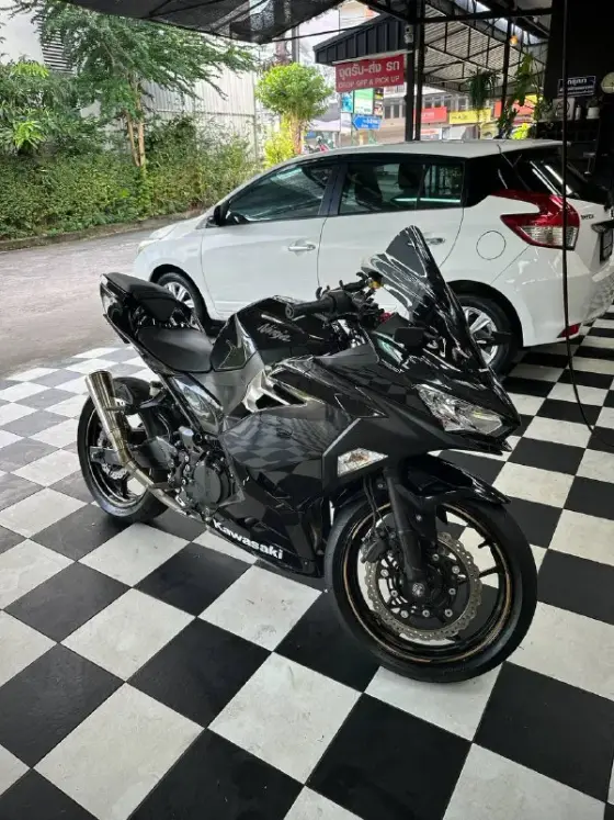Kawasaki Ninja 400, photo 3 of 6