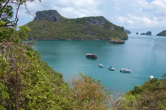 A bay between islands of the park with boats at anchor, seen from above